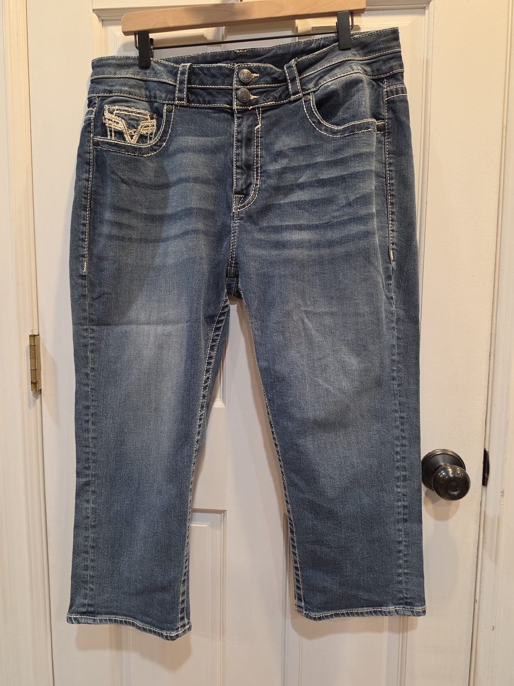 Women's Vigoss Capris